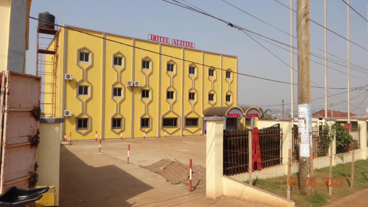 Hotel Altitel Bafoussam Kültér fotó