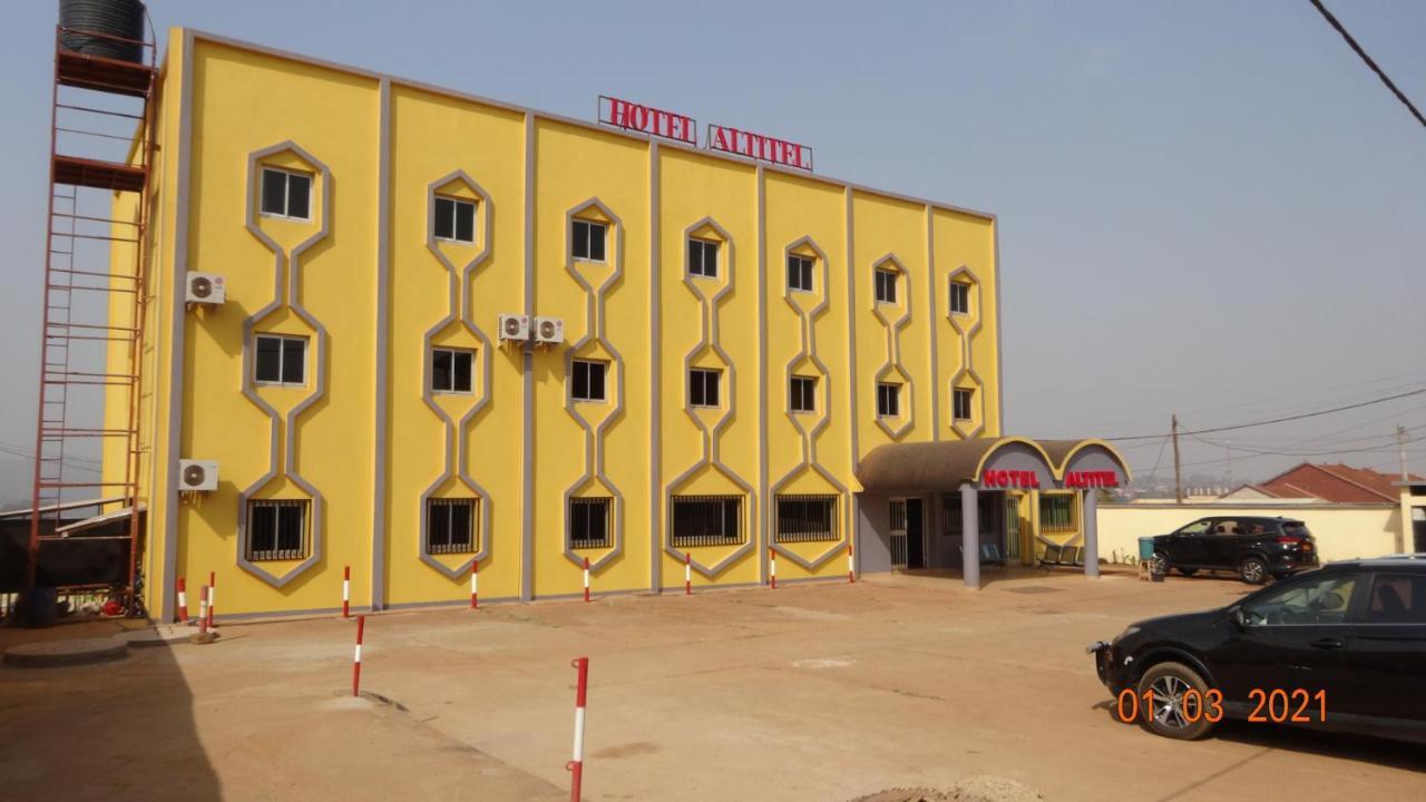 Hotel Altitel Bafoussam Kültér fotó