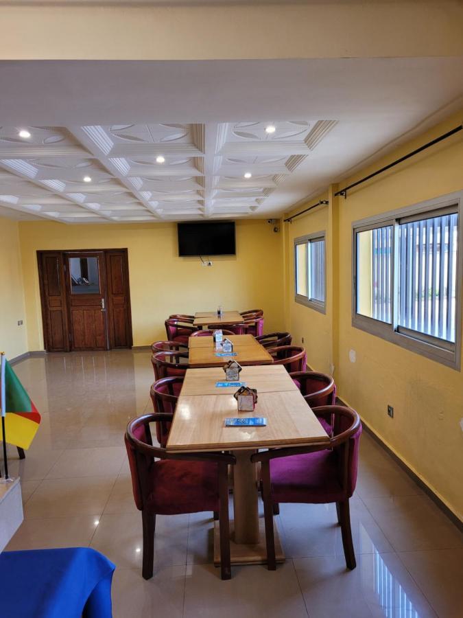 Hotel Altitel Bafoussam Kültér fotó