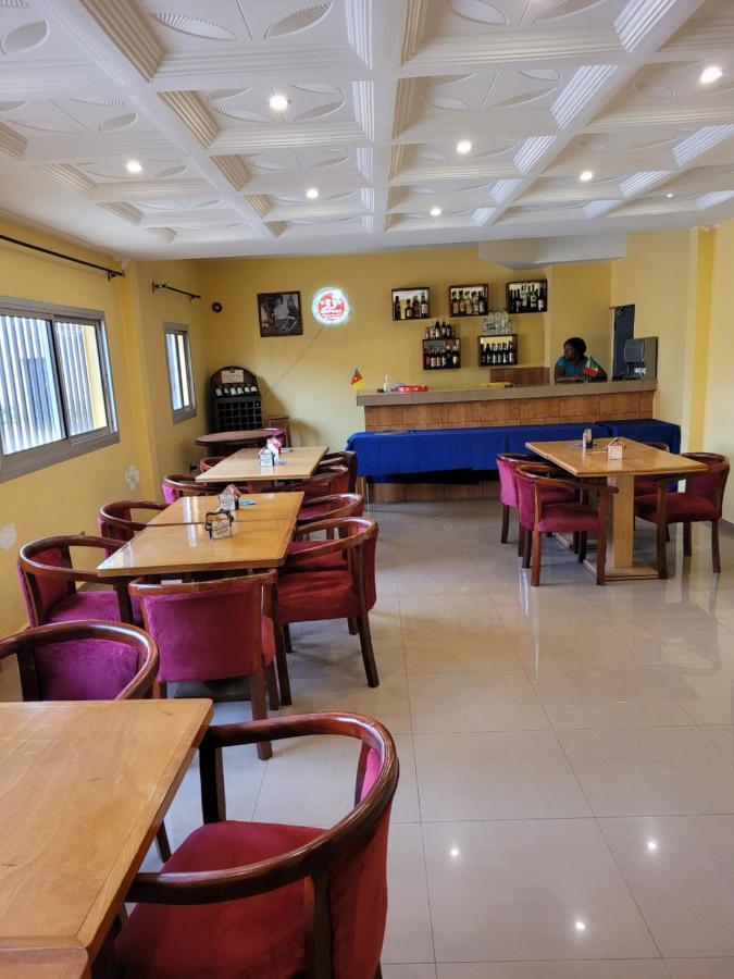Hotel Altitel Bafoussam Kültér fotó
