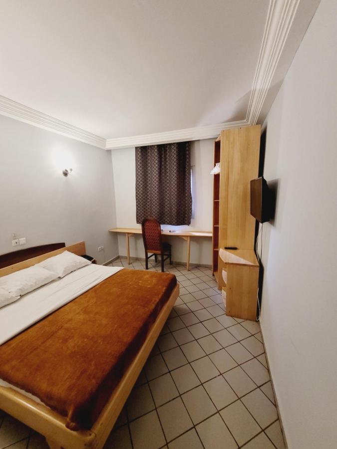 Hotel Altitel Bafoussam Kültér fotó