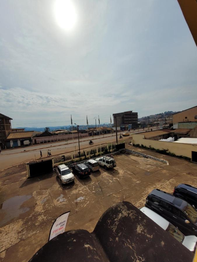 Hotel Altitel Bafoussam Kültér fotó