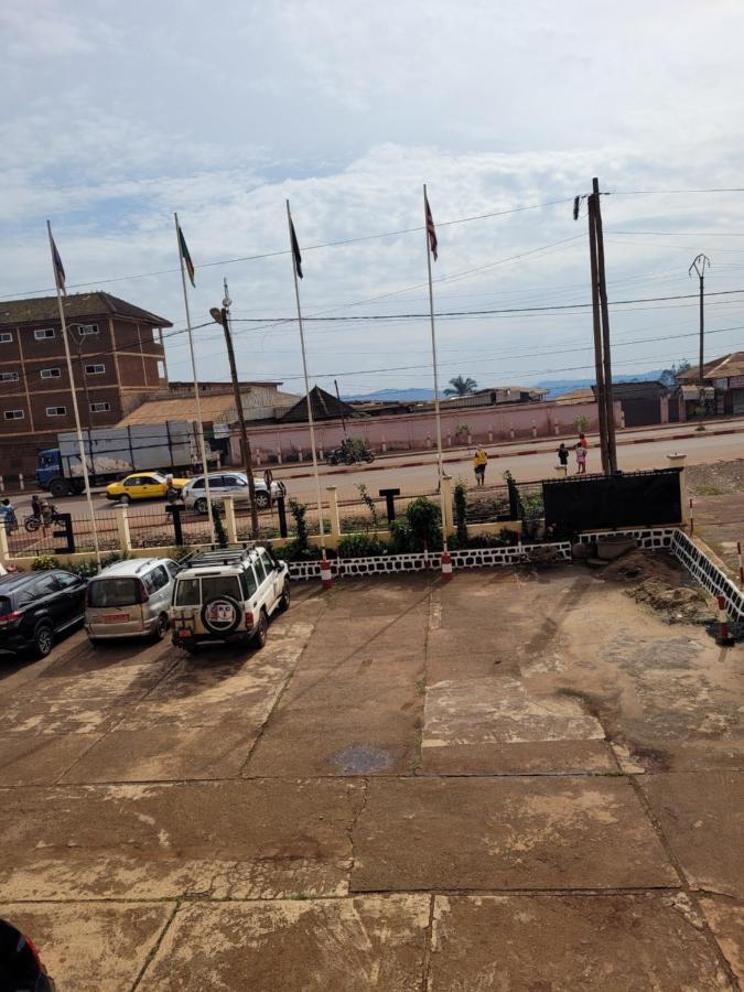 Hotel Altitel Bafoussam Kültér fotó