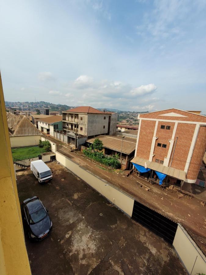 Hotel Altitel Bafoussam Kültér fotó