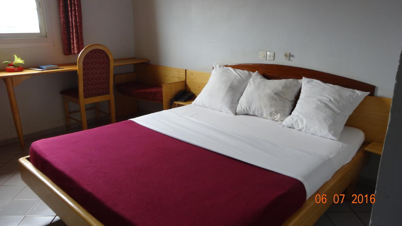 Hotel Altitel Bafoussam Kültér fotó